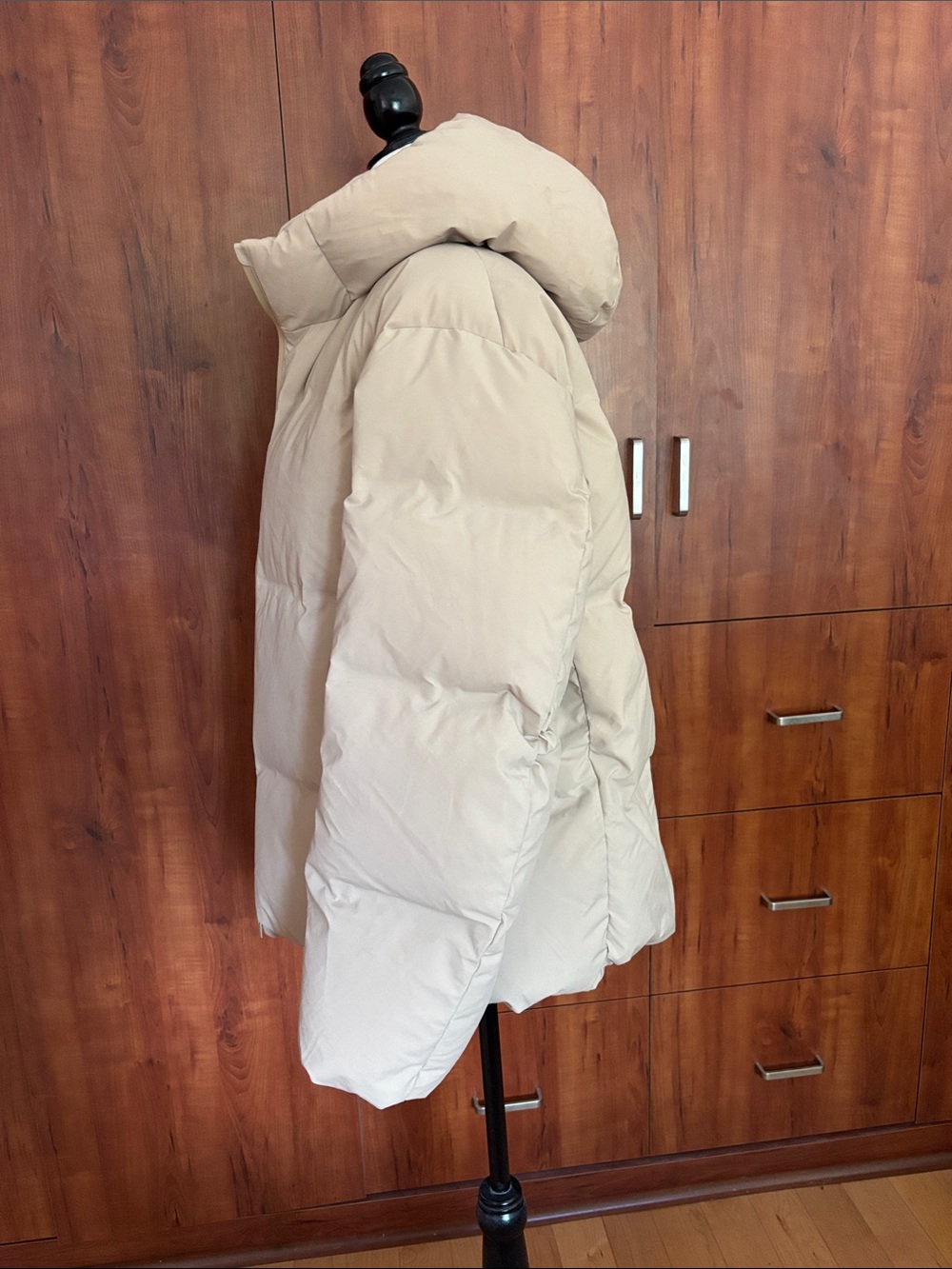 UNIQLO Seamless Down Parka Coat - Picture 7 of 8